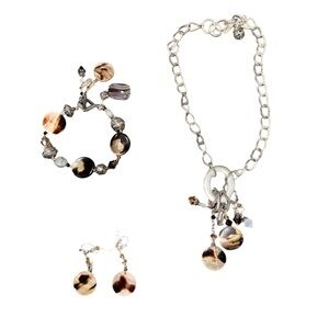 Très Jolie Artisan Brown Jewelry Set: Choker Necklace, Charm Bracelet & Earrings